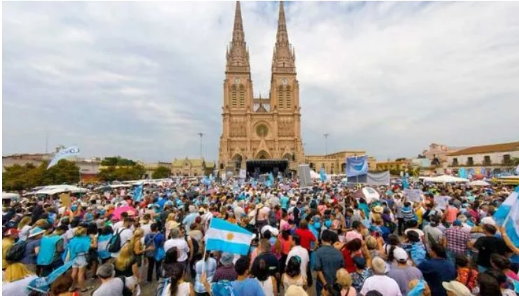 Luján